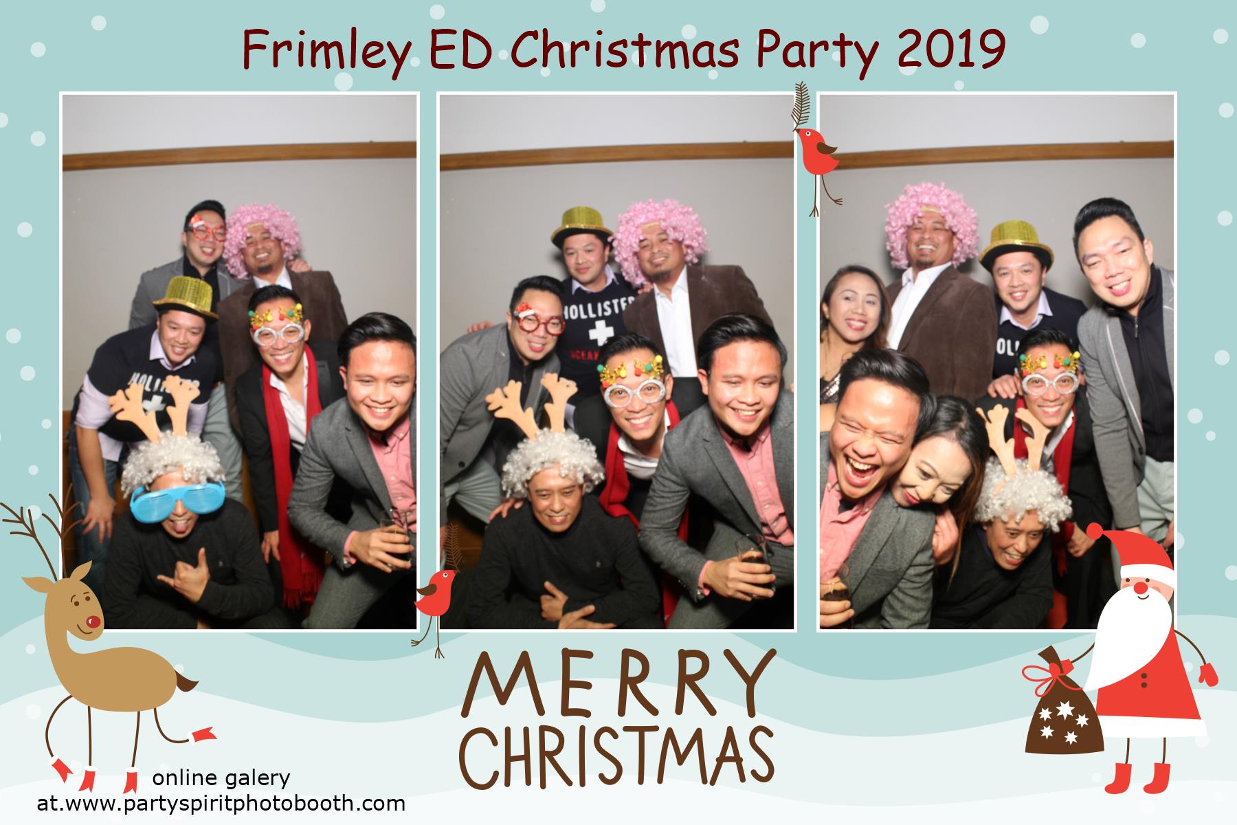 Christmas Party | View more photos from the event at gallery.partyspiritphotobooth.com/u/PartySpiritPhotoBooth/Christmas-Party-1